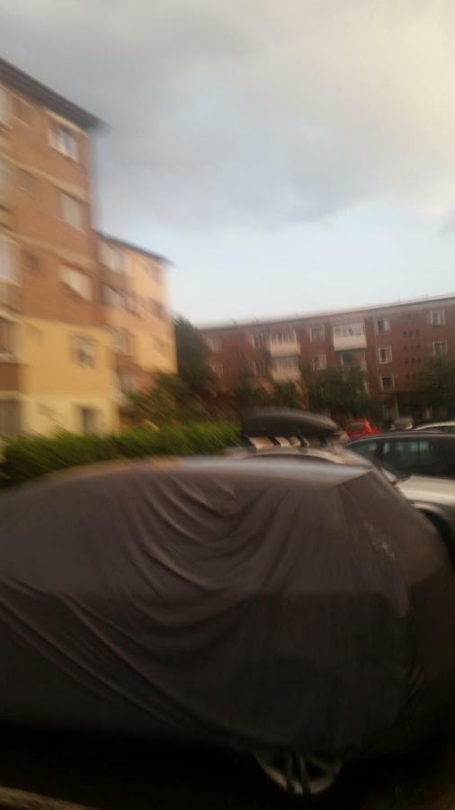 White Black Rooms Hunedoara Exterior foto